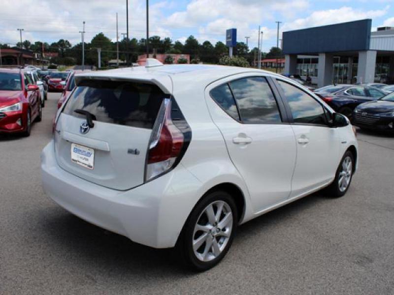 Pre-Owned 2016 Toyota Prius C Four